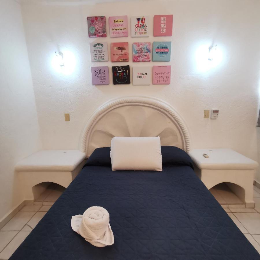 2 Bedroom Apartment With A/C Wi-Fi Best Location! Zihuatanejo Ngoại thất bức ảnh